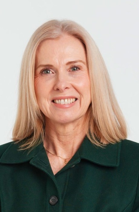 Dr Louise Moore